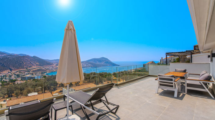 Image No.16-6 Bed Villa for sale