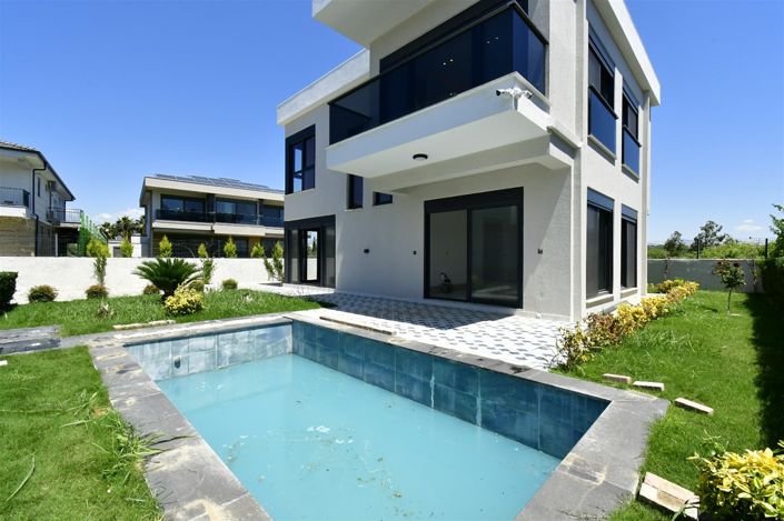 Image No.2-2 Bed Villa for sale