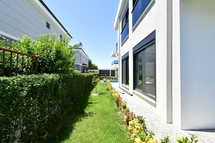 Image No.7-2 Bed Villa for sale