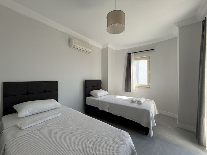 Image No.20-3 Bed Villa for sale