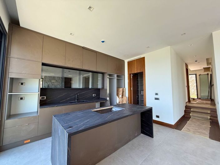 Image No.11-4 Bed Villa for sale