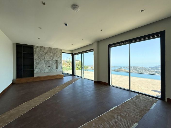 Image No.14-4 Bed Villa for sale