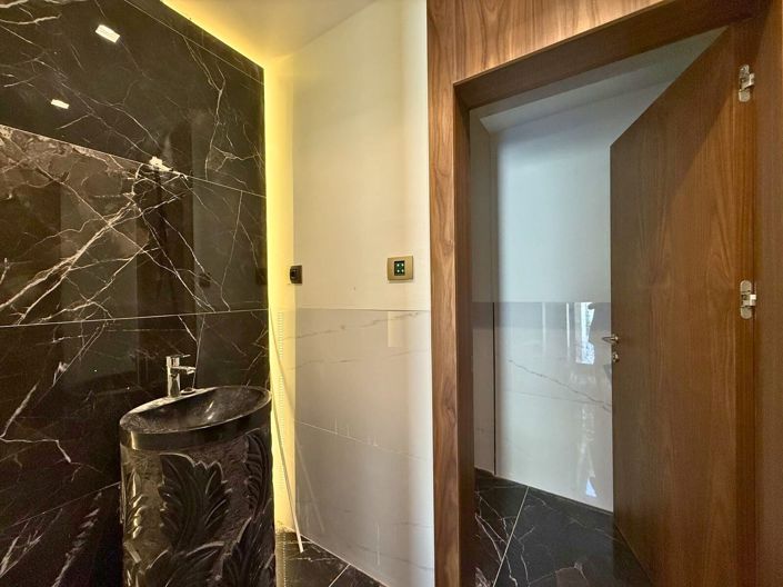 Image No.16-4 Bed Villa for sale