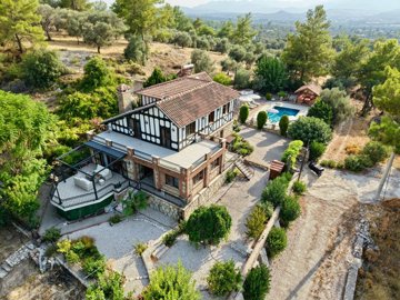 Bespoke Villa For Sale With A Private Pool & Jacuzzi In Kadikoy, Fethiye - A charming villa in the countryside