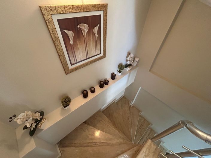 Image No.10-4 Bed Villa for sale