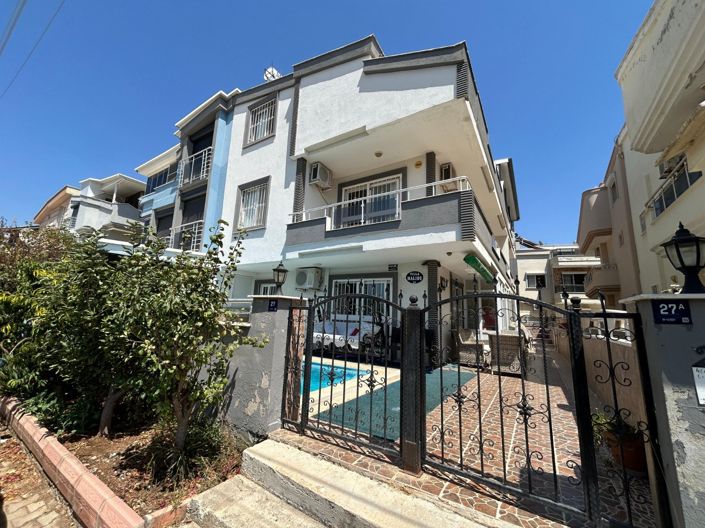 Image No.23-4 Bed Villa for sale