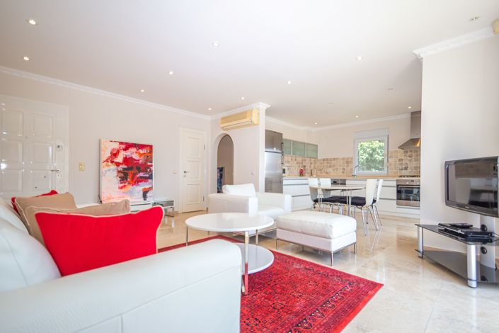 Image No.8-2 Bed Apartment for sale