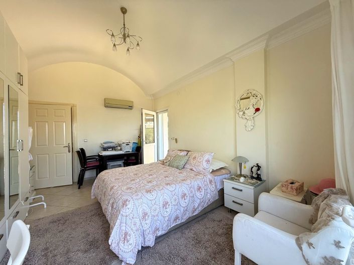 Image No.11-3 Bed Villa for sale