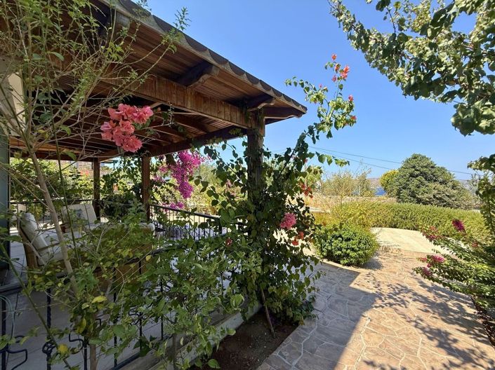 Image No.20-3 Bed Villa for sale