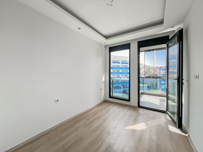 Image No.13-1 Bed Apartment for sale