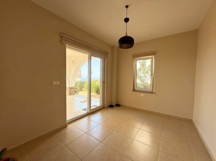 Image No.20-3 Bed Villa for sale