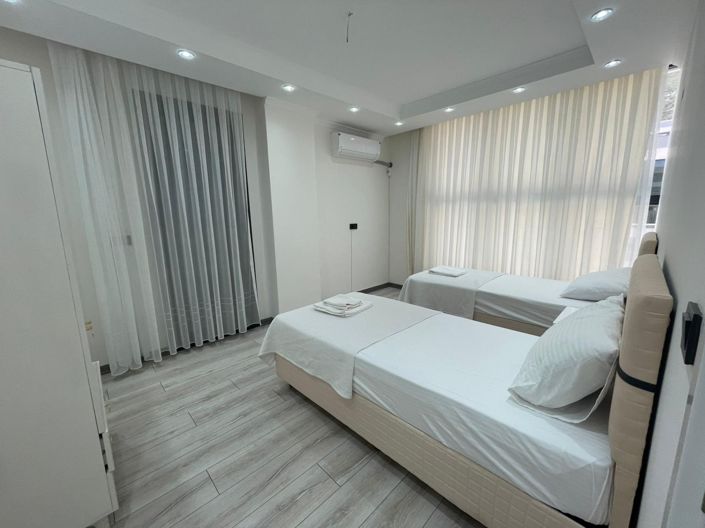 Image No.17-3 Bed Villa for sale