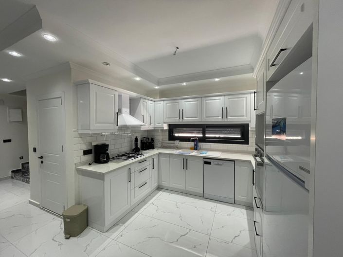 Image No.7-3 Bed Villa for sale