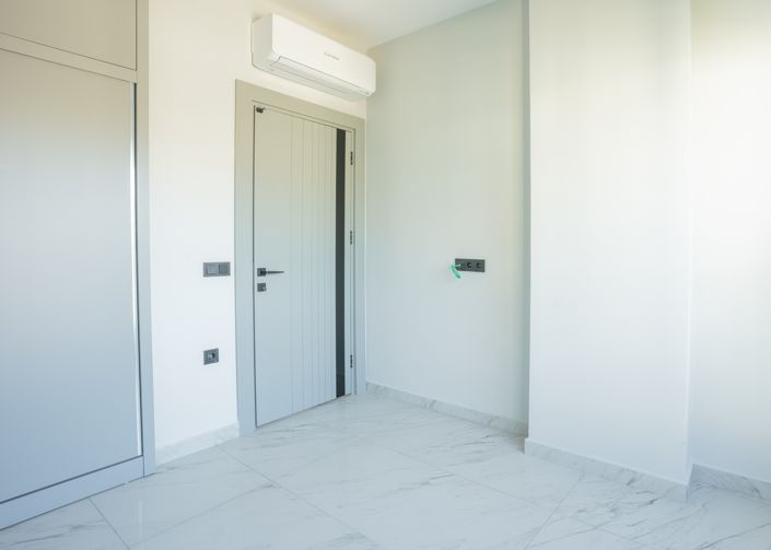 Image No.13-2 Bed Apartment for sale