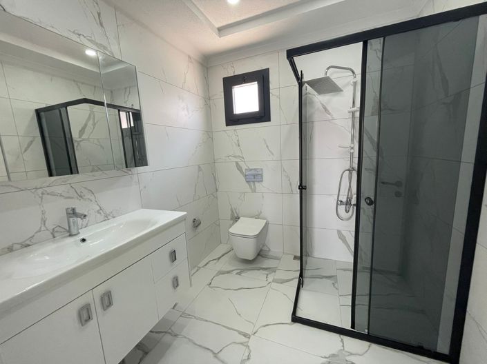 Image No.13-3 Bed Villa for sale