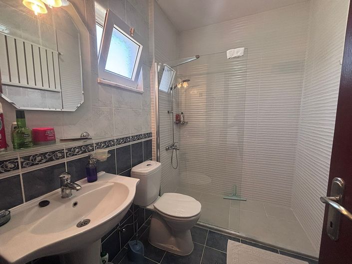 Image No.20-3 Bed Villa for sale