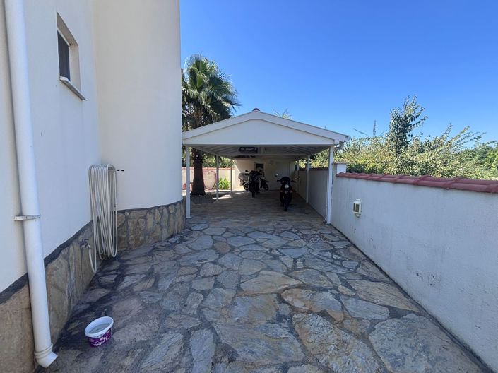 Image No.24-3 Bed Villa for sale