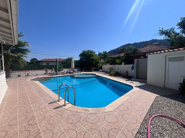 Image No.3-3 Bed Villa for sale