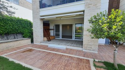 Must-See Property For Sale In Side - Private terrace and garden