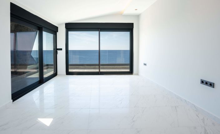 Image No.14-4 Bed Apartment for sale