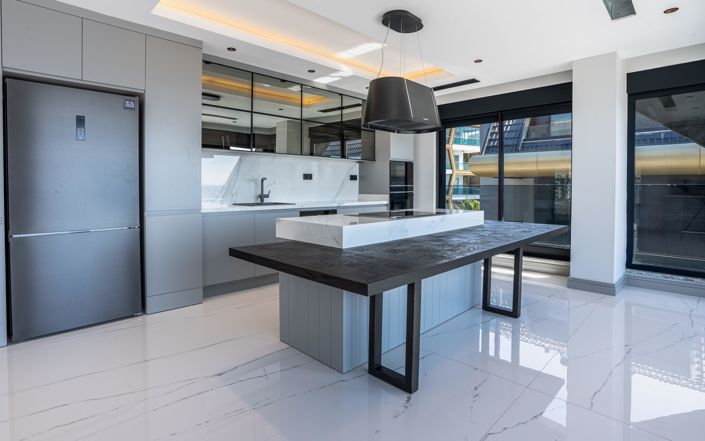 Image No.4-4 Bed Apartment for sale