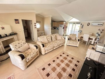 Notable Sea View Penthouse For Sale In Akbuk, Didim - Upper floor living area
