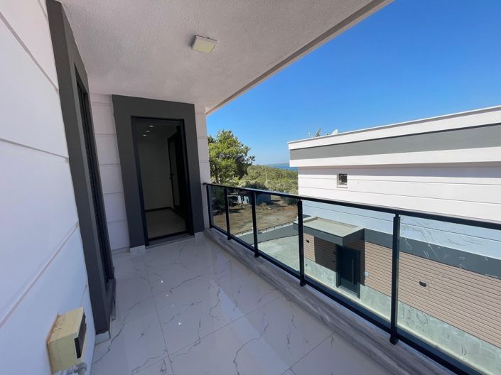 Image No.13-3 Bed Villa for sale