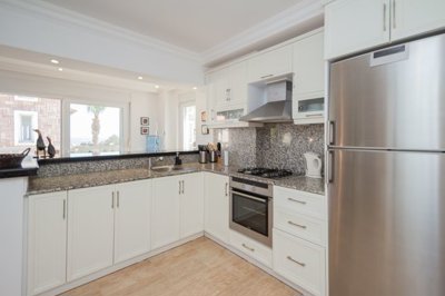An Alluring Hillside Villa In Alanya For Sale - Fully fitted kitchen