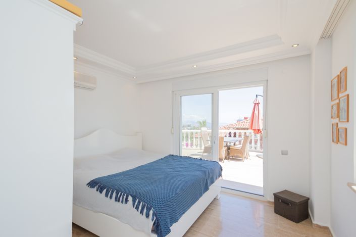 Image No.16-3 Bed Villa for sale