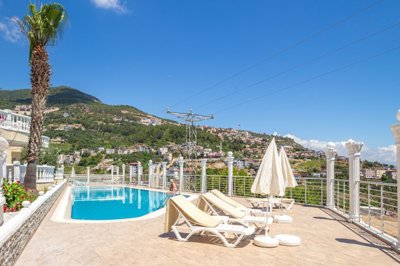 An Alluring Hillside Villa In Alanya For Sale - Stunning property and sea views