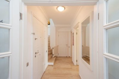 An Alluring Hillside Villa In Alanya For Sale - Hallway