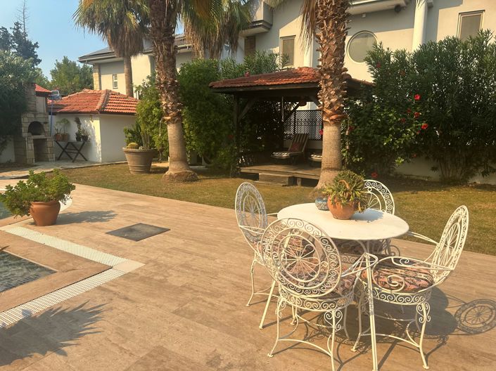 Image No.21-5 Bed Villa for sale