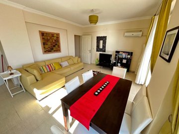 Sea View Apartment For Sale In Didim - Bright and airy lounge