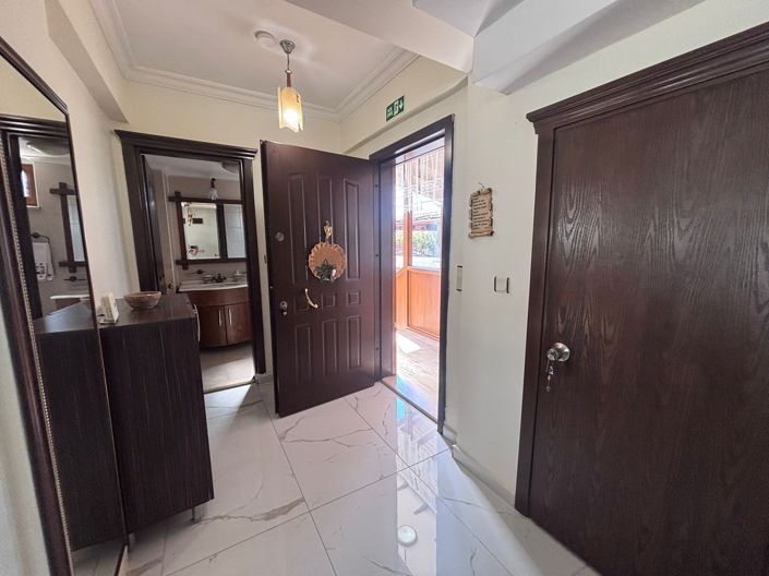 Image No.4-5 Bed Villa for sale