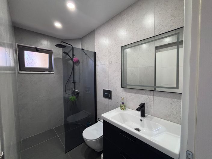 Image No.13-2 Bed Apartment for sale