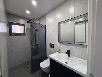 A Traditional Garden Apartment With Modern Accents Is For Sale In Dalyan - Renovated shower room