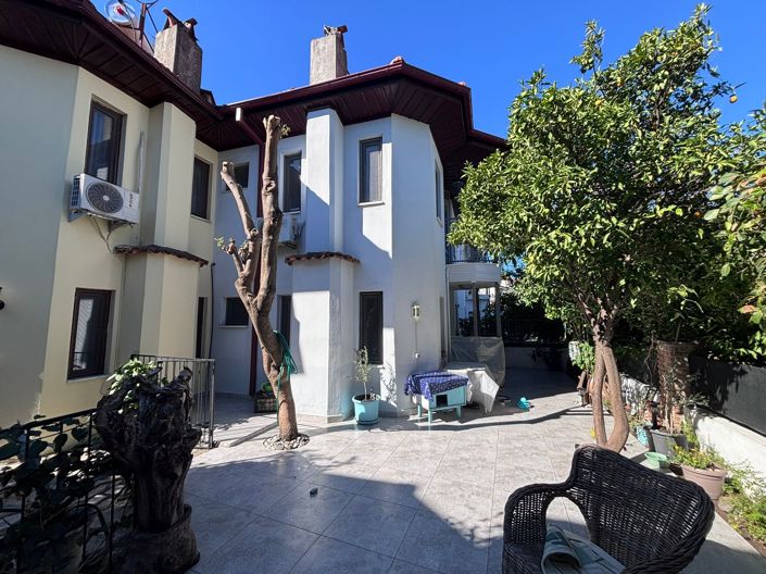 Image No.18-2 Bed Apartment for sale