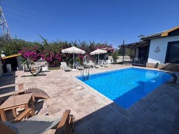 A Stylish Dalyan Bungalow For Sale With A Private Pool & Garden - Private pool to the rear of the bungalow