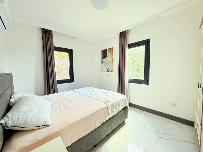 Image No.13-4 Bed Villa for sale