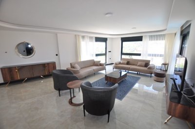 Modern Luxury 7 bedroomed Villa -Living room