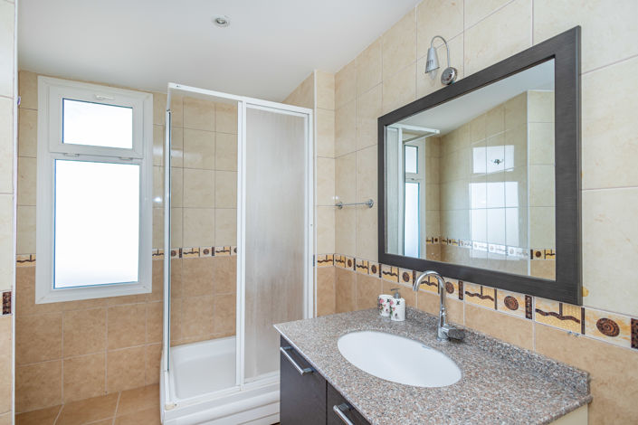 Image No.21-2 Bed Apartment for sale