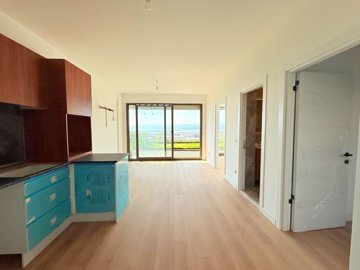 Beautiful Garden Apartment For Sale In Milas, Mugla - View upon entering the property