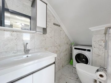 Sea View Alanya Penthouse For Sale With A Shared Pool - Guest WC