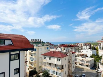 Sea View Alanya Penthouse For Sale With A Shared Pool - Gorgeous sea and local views