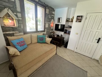 Ready-To-Move Dalyan Villa For Sale With Communal Gardens & Pool - Lounge