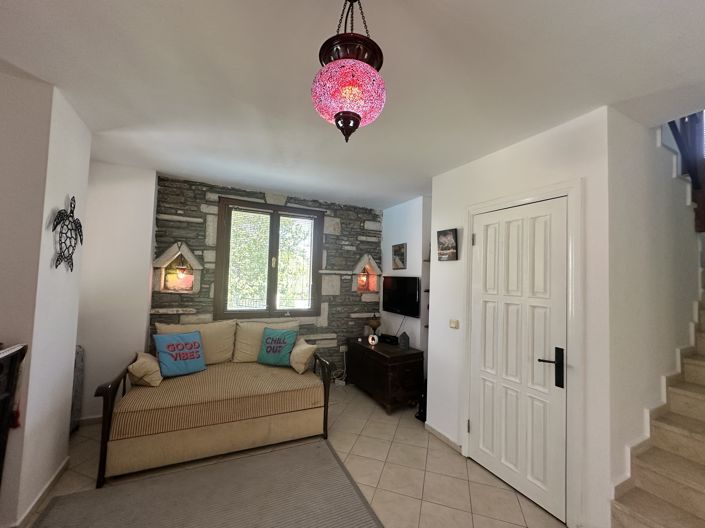 Image No.9-2 Bed Villa for sale