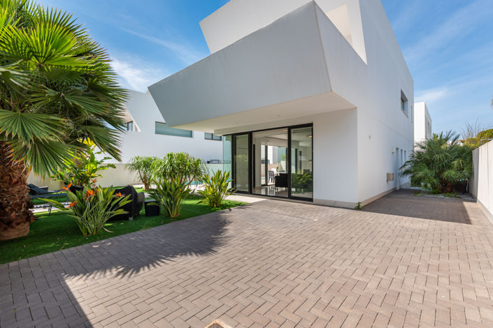 Image No.38-4 Bed Villa for sale