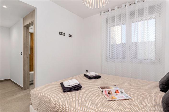 Image No.13-3 Bed Villa for sale