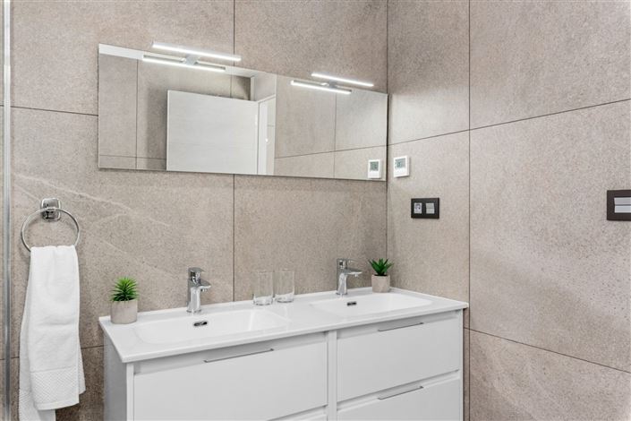 Image No.21-3 Bed Villa for sale