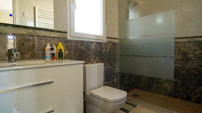 Image No.22-3 Bed Villa for sale